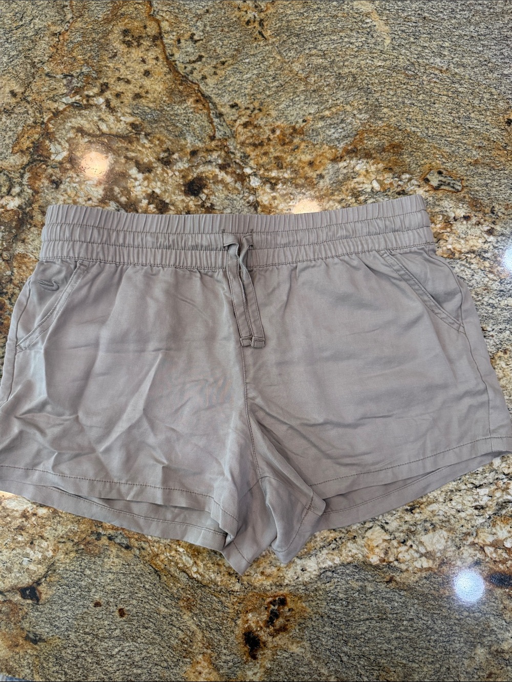 Southern Marsh Women's Elastic-Waist Casual Shorts - Taupe